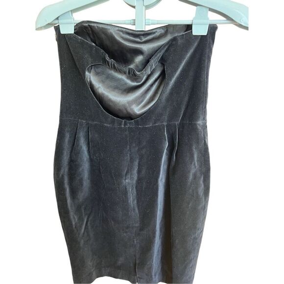 Club Monaco strapless black velvet open back dress sz 8 - Picture 2 of 4